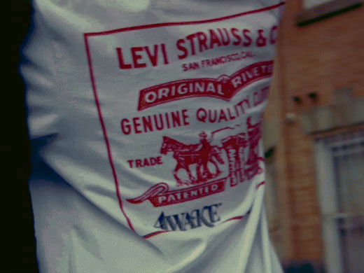 AWAKE NY / LEVI'S® "AMOR DE VERANO"